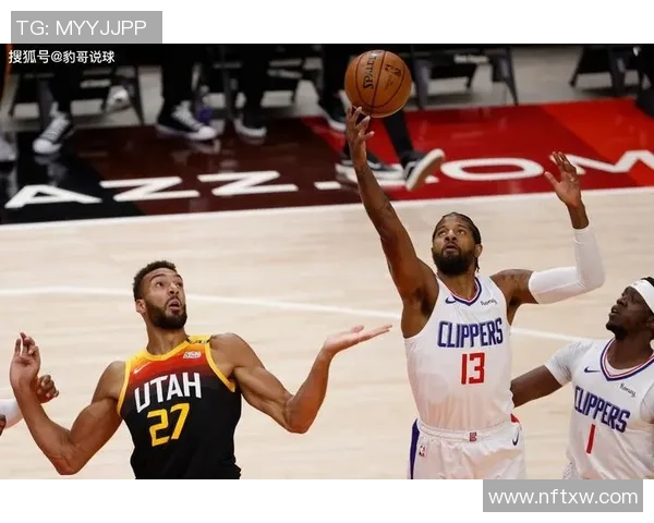 爵士与快船精彩对决回放4月26日比赛全程回顾与分析